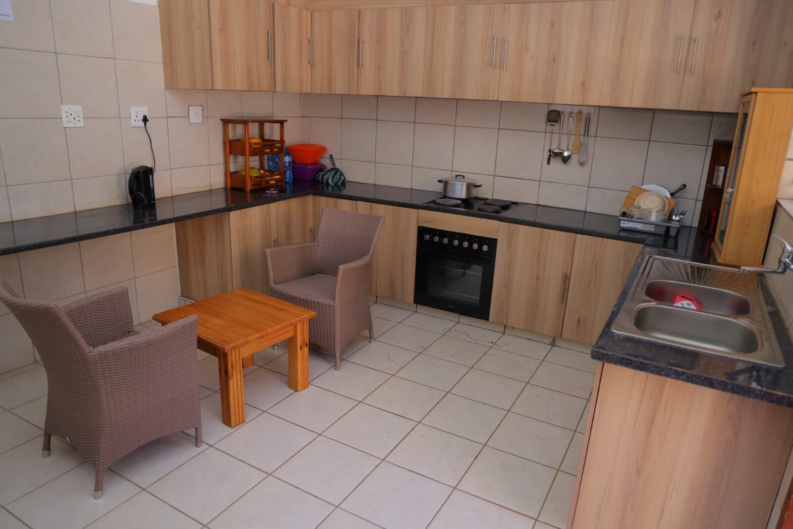Full equipped kitchen area